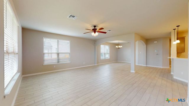 15103 Planeview Drive, Salado, TX 76571