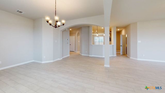 15103 Planeview Drive, Salado, TX 76571