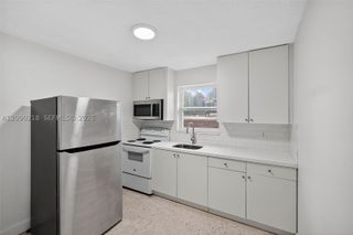 458 SW 9th St 2, Miami, FL 33130