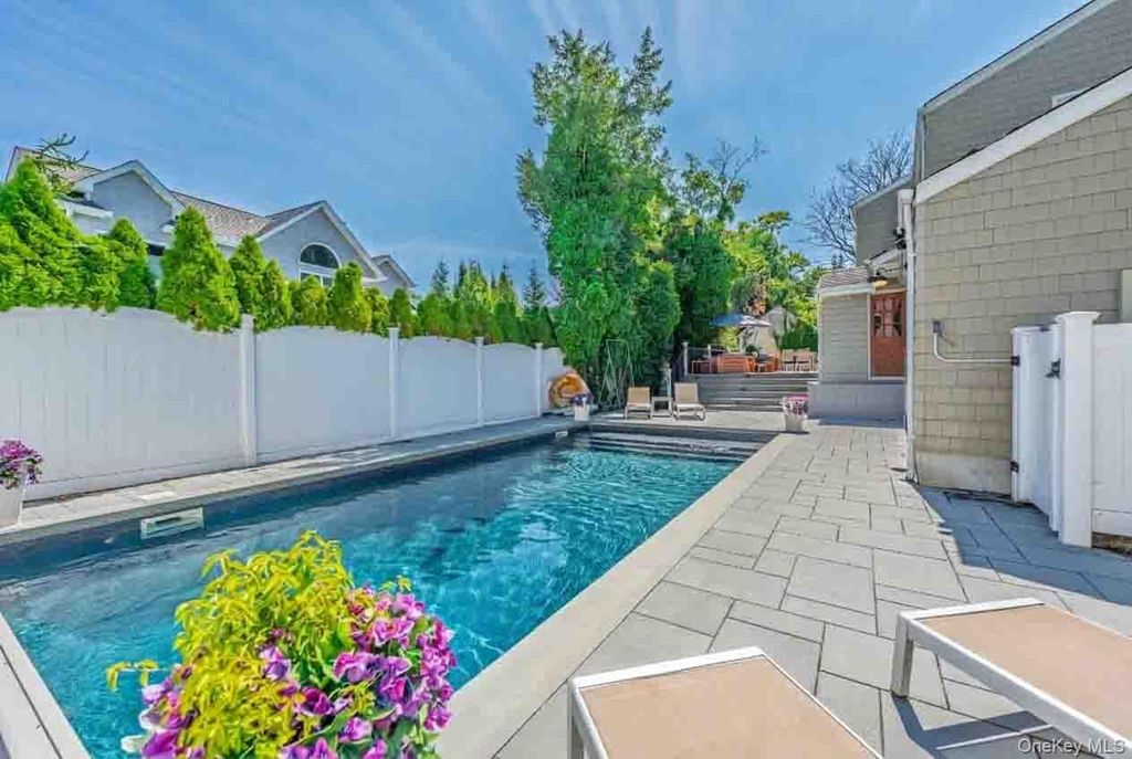 2 Ike Place, Woodmere, NY 11598 — photo 4