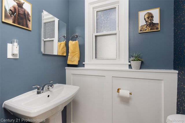 5404 Drayton Road, Independence Charter Township, MI 48346