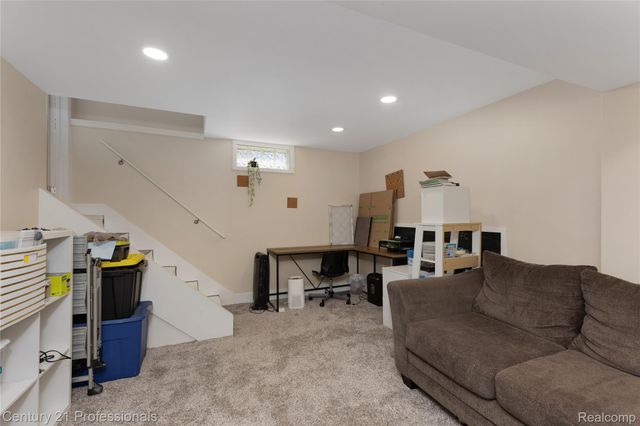 5404 Drayton Road, Independence Charter Township, MI 48346