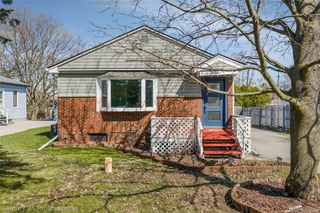 5404 Drayton Road, Independence Charter Township, MI 48346