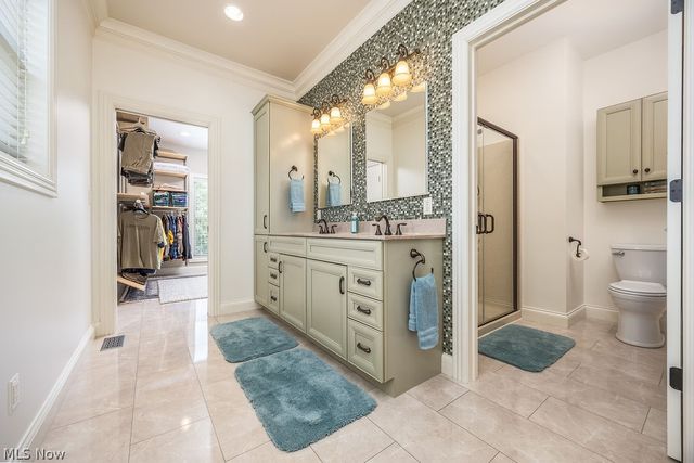 390 Powell Riverfront Road, St Marys, WV 26170