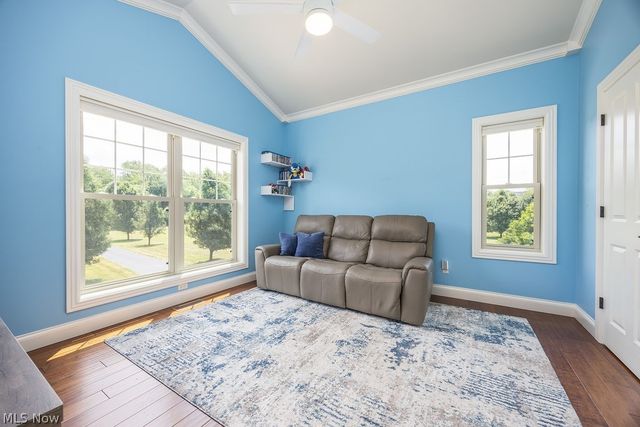 390 Powell Riverfront Road, St Marys, WV 26170