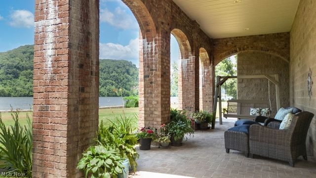 390 Powell Riverfront Road, St Marys, WV 26170