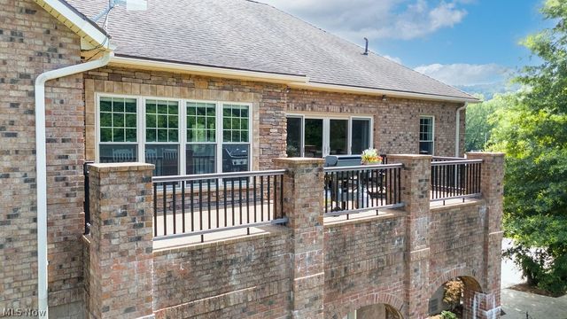 390 Powell Riverfront Road, St Marys, WV 26170