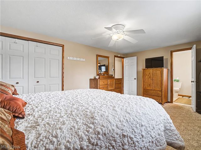 7706 E Linden Lane, Parma, OH 44130