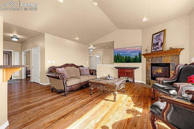 639 Burke Hollow Drive, Monument, CO 80132