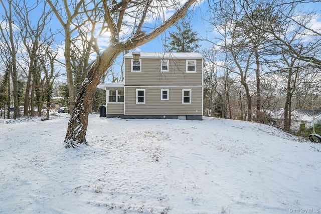 15 Beatrice Drive, Shirley, NY 11967