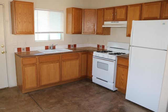 77 E Laguna St Apt 2, Tucson, AZ 85705