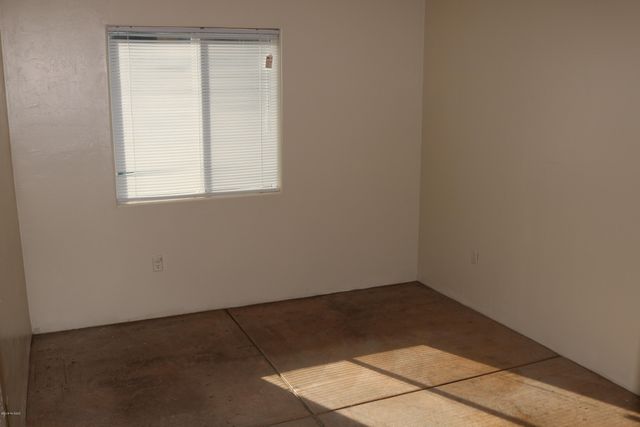 77 E Laguna St Apt 2, Tucson, AZ 85705