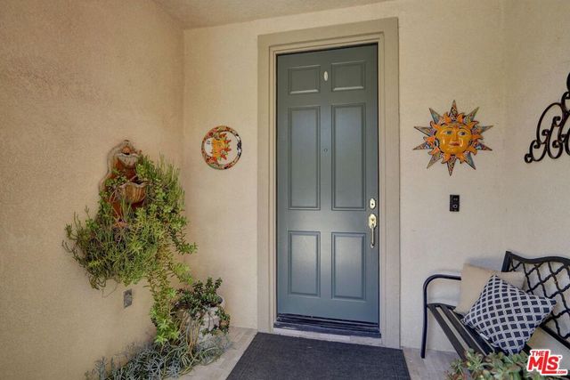 5081 Via Camino, Newbury Park, CA 91320