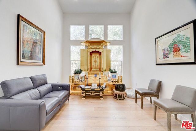 5081 Via Camino, Newbury Park, CA 91320