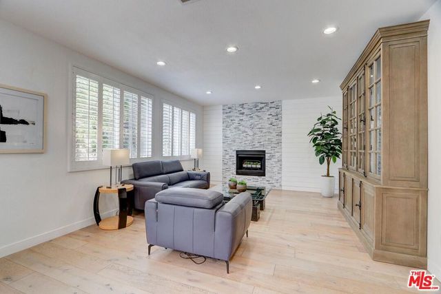 5081 Via Camino, Newbury Park, CA 91320