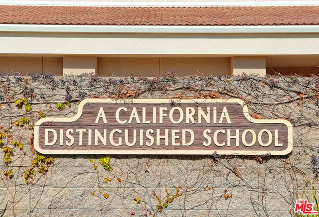 5081 Via Camino, Newbury Park, CA 91320