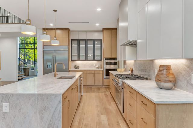 3667 Ingleside Drive, Dallas, TX 75229