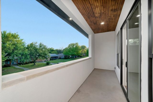 3667 Ingleside Drive, Dallas, TX 75229