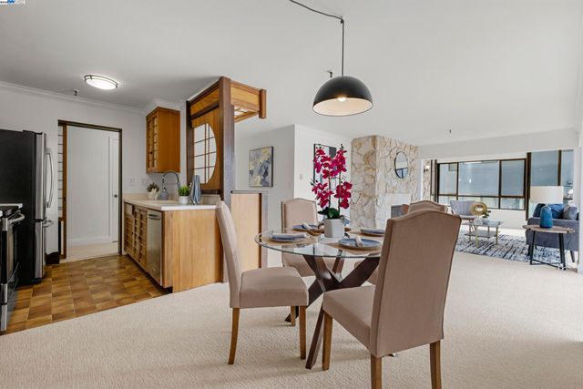 1830 Lakeshore Ave, Oakland, CA 94606