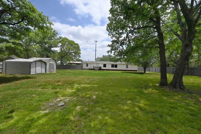 712 S Brush Creek Road, Stillwater, OK 74074
