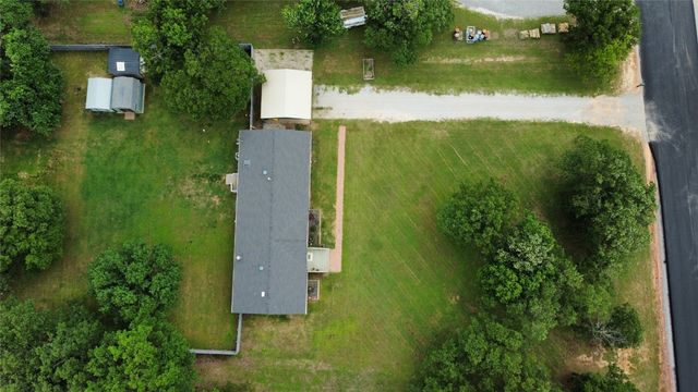 712 S Brush Creek Road, Stillwater, OK 74074