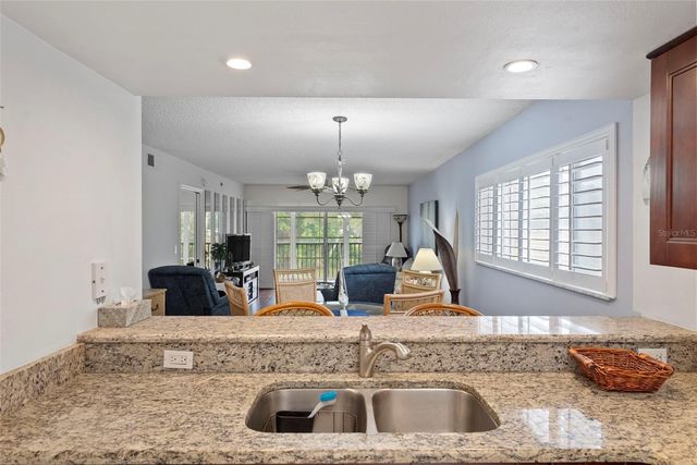 9510 HARBOR GREENS WAY 208, Seminole, FL 33776