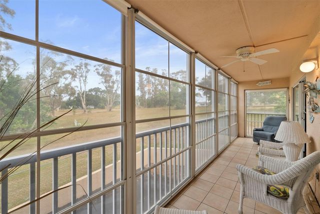 9510 HARBOR GREENS WAY 208, Seminole, FL 33776