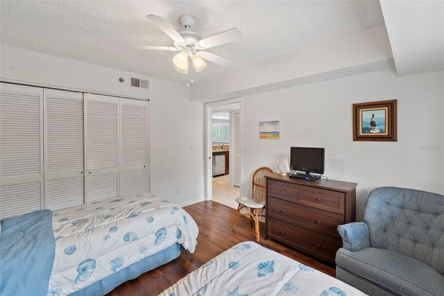 9510 HARBOR GREENS WAY 208, Seminole, FL 33776