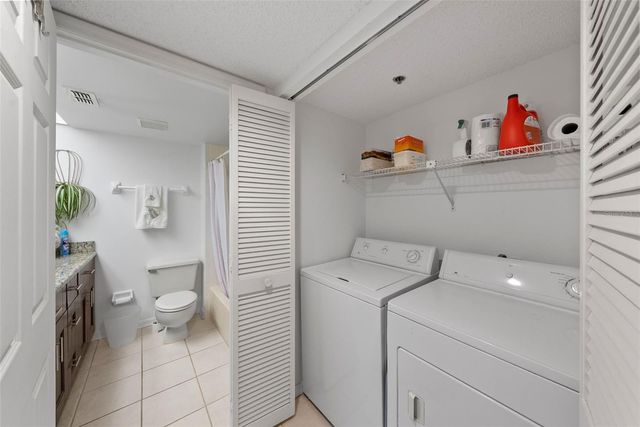 9510 HARBOR GREENS WAY 208, Seminole, FL 33776