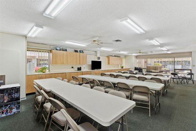 9510 HARBOR GREENS WAY 208, Seminole, FL 33776