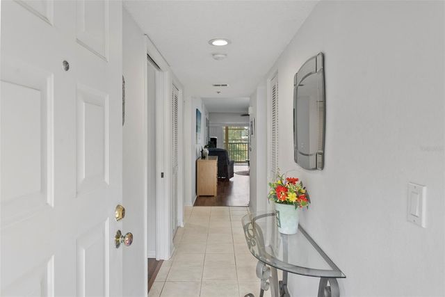 9510 HARBOR GREENS WAY 208, Seminole, FL 33776