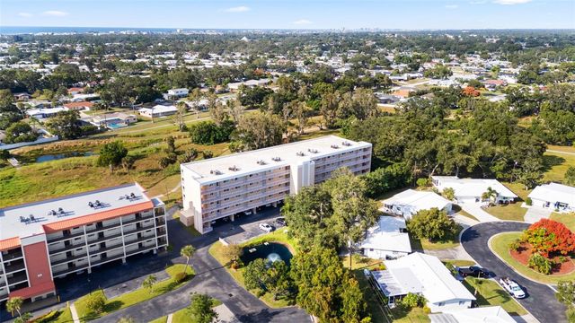 9510 HARBOR GREENS WAY 208, Seminole, FL 33776