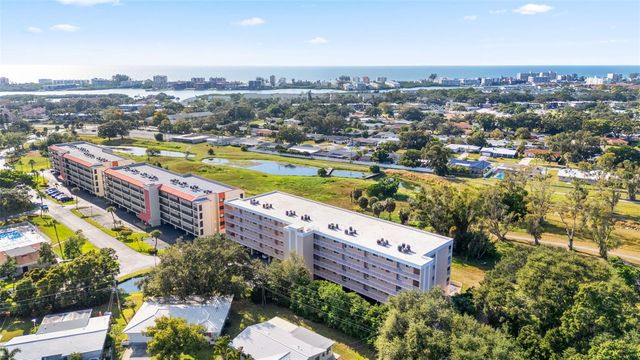 9510 HARBOR GREENS WAY 208, Seminole, FL 33776