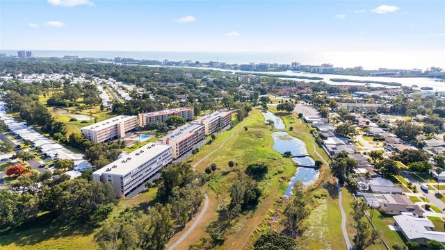 9510 HARBOR GREENS WAY 208, Seminole, FL 33776