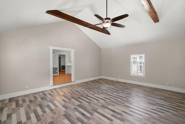 101 Lake Drive, Summerville, SC 29483