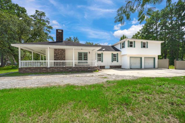 101 Lake Drive, Summerville, SC 29483