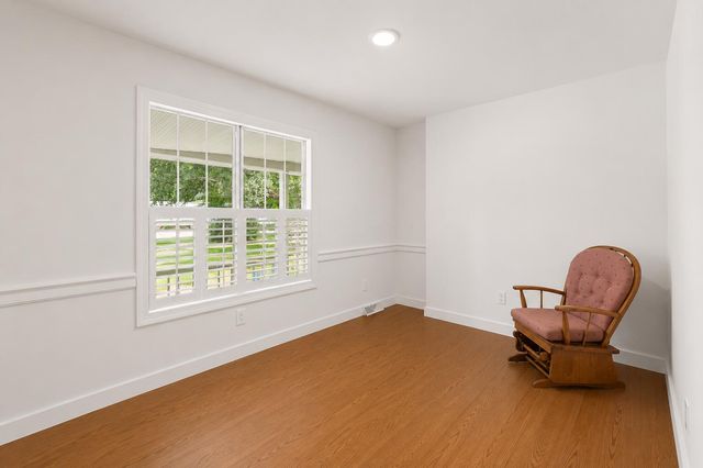 101 Lake Drive, Summerville, SC 29483