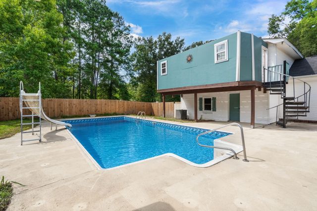 101 Lake Drive, Summerville, SC 29483