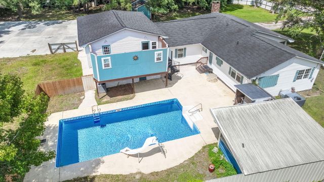 101 Lake Drive, Summerville, SC 29483