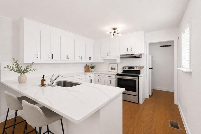 101 Lake Drive, Summerville, SC 29483