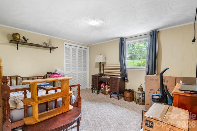 267 25th Avenue NW, Hickory, NC 28601