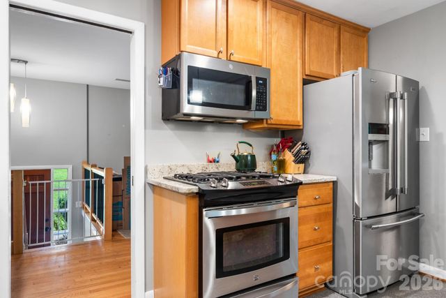 267 25th Avenue NW, Hickory, NC 28601