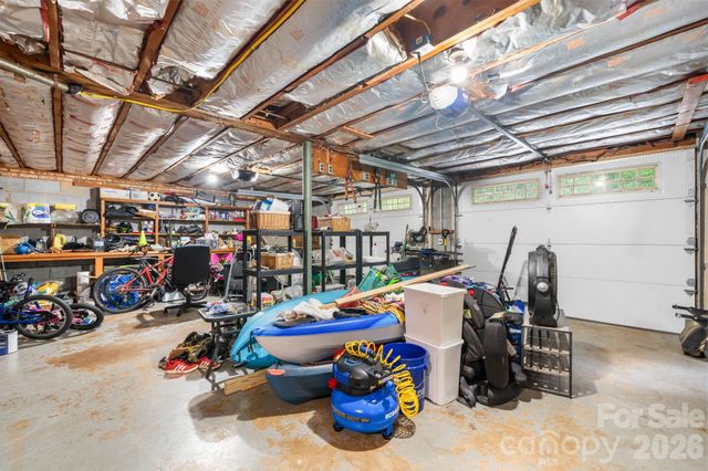 267 25th Avenue NW, Hickory, NC 28601