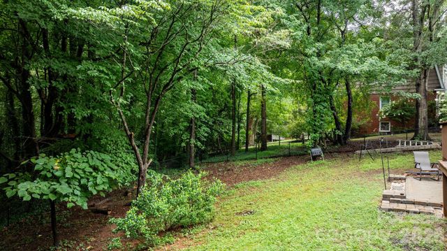 267 25th Avenue NW, Hickory, NC 28601