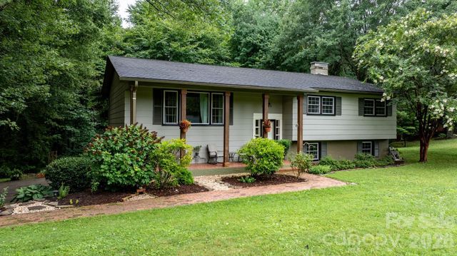 267 25th Avenue NW, Hickory, NC 28601
