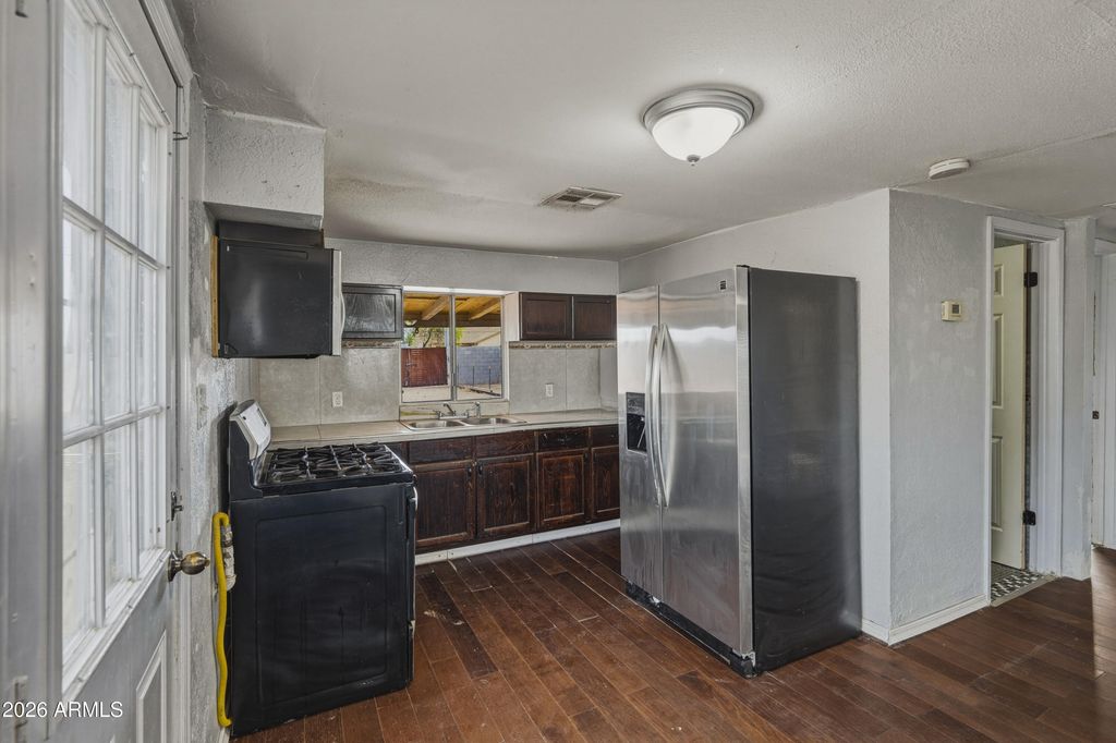 318 W 3RD Avenue, Casa Grande, AZ 85122 — photo 3