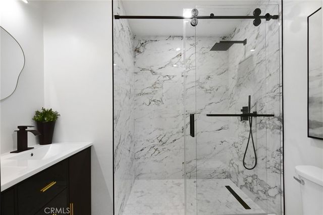 22284 Avenue San Luis, Woodland Hills, CA 91364