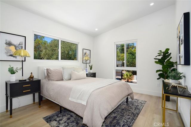 22284 Avenue San Luis, Woodland Hills, CA 91364