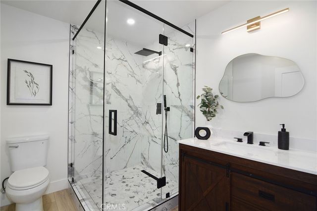 22284 Avenue San Luis, Woodland Hills, CA 91364