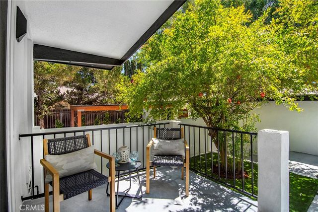 22284 Avenue San Luis, Woodland Hills, CA 91364